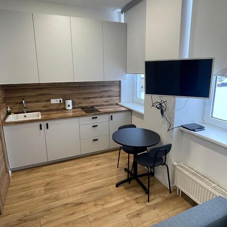 Airport Apartment 32 Self Check-In Free Parking VNO Eksteriør billede